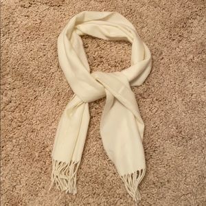 Francesca’s White Fringe Scarf